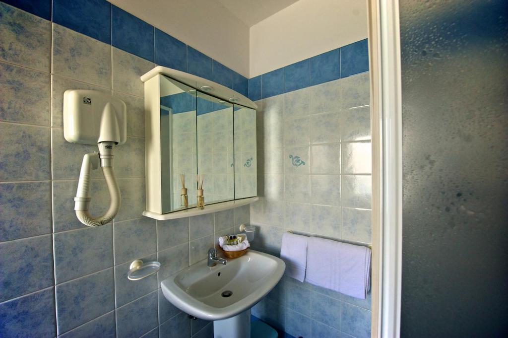 Hotel La Bussola Muggia Zimmer foto